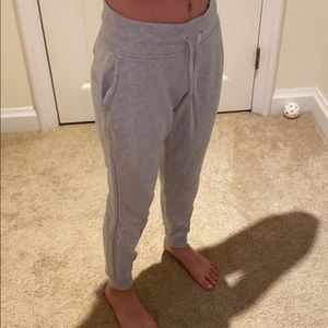 super cute Lululemon sweat pants size 4 grey